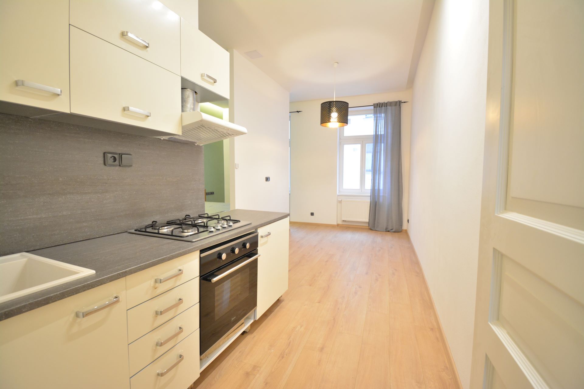 Nájem byt 1+kk Karlovy Vary Raisova