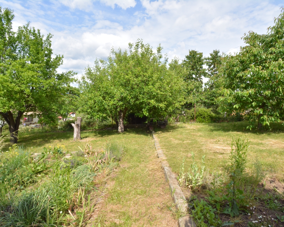 Prodáno zahrada Doubí u Karlových Var